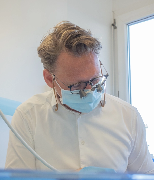 Dr. Dr. Daniel Holzinger